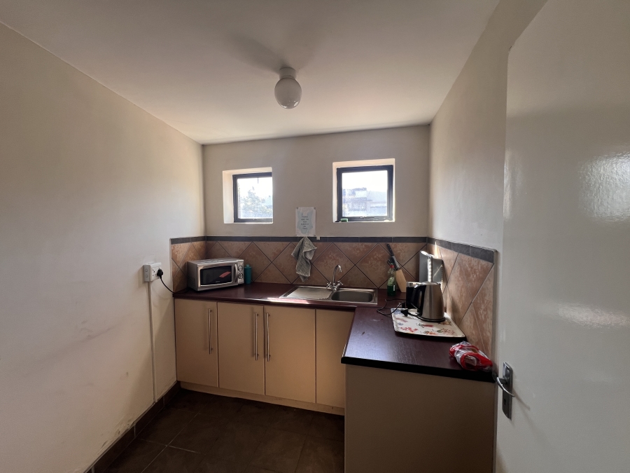 To Let Commercial Property for Rent in Airport Industria Western Cape